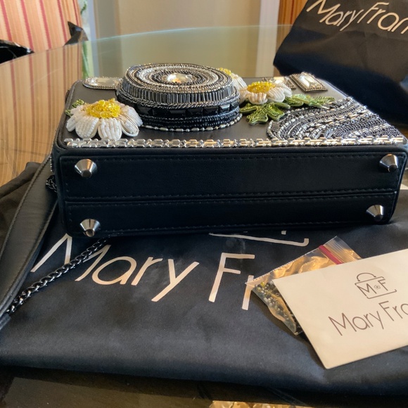 Mary Frances PopUp Bag - Picture 6 of 6